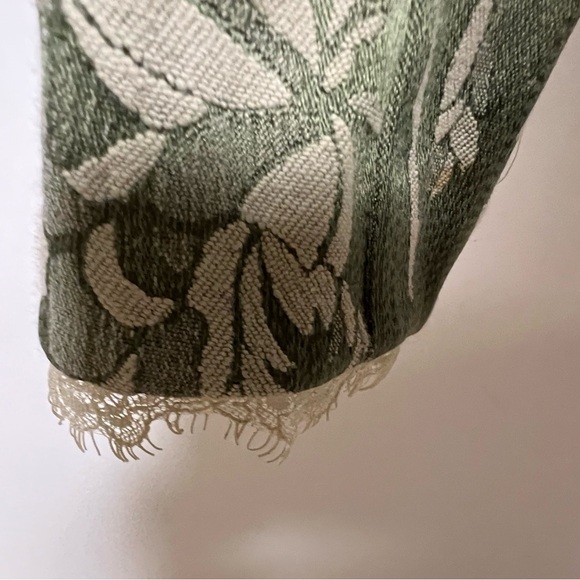 BISOU BISOU SIZE 6 GREEN AND CREAM FLORAL JACKET - Picture 4 of 9